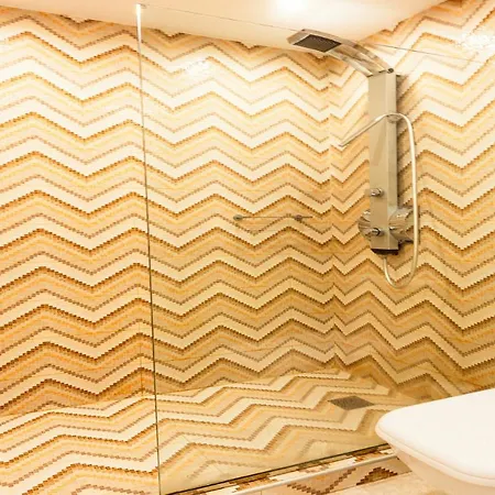 Maroulinas View 公寓式酒店 *